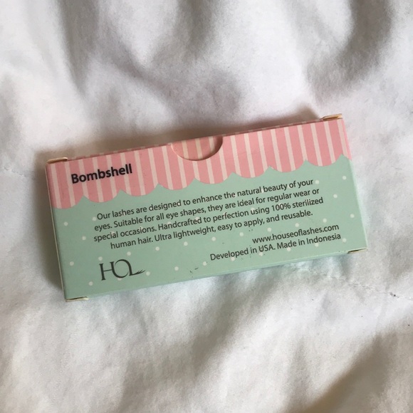 HOL Bombshell Lashes - Picture 2 of 2